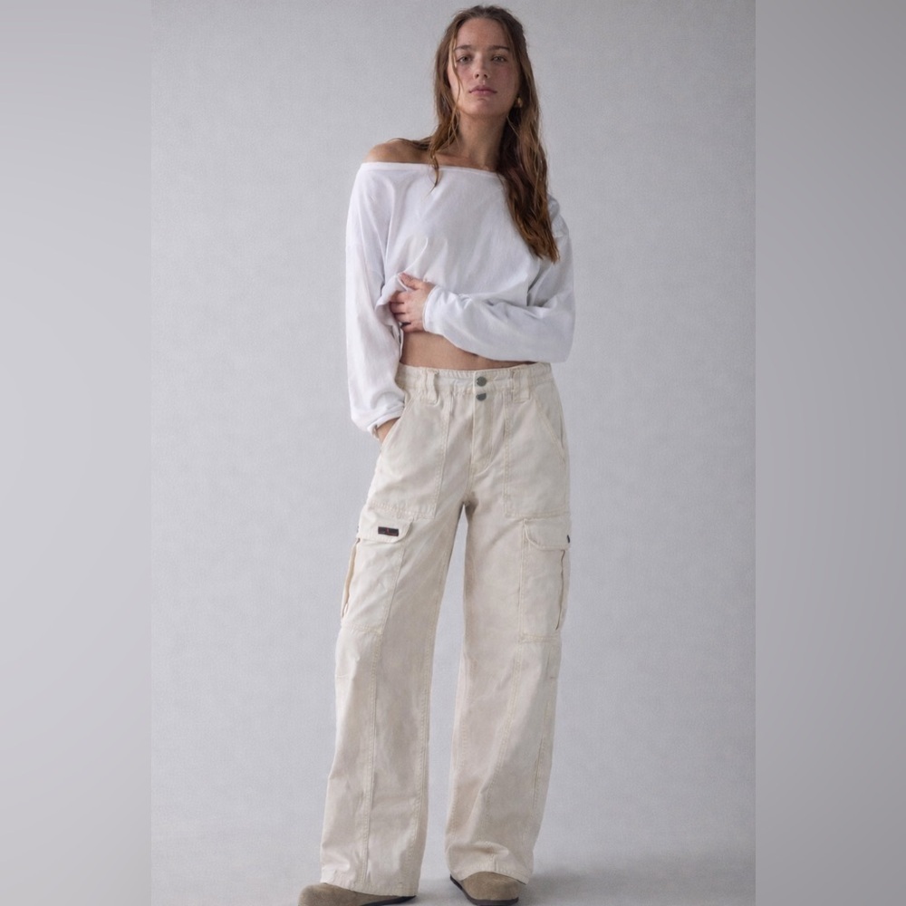 Urban Outfitters BDG Blaine High-Waist Relaxed Skate Cargo Pants Cream 25